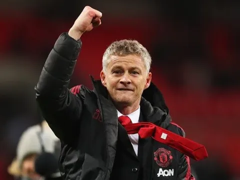 Dù muốn hay không Man United vẫn phải chọn Solskjaer