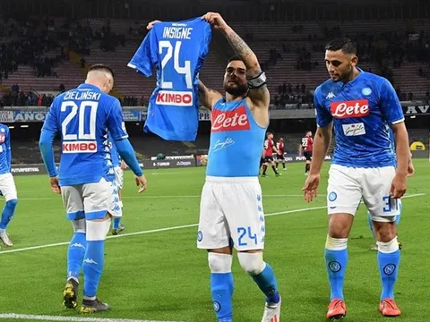 Mục tiêu của PSG nhận lương khủng nếu đồng ý ở lại Napoli