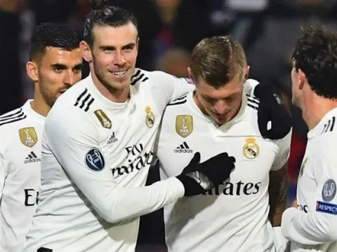 Mục tiêu Man Utd "dở khóc dở cười" rời Real vì bị Zidane "ghẻ lạnh"
