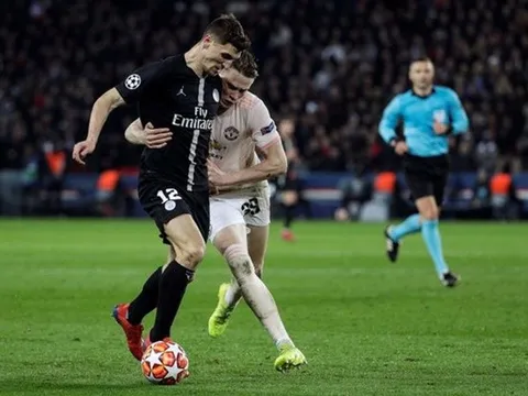 "Mục tiêu" MU bức xúc: "Đó là trò đùa lớn nhất trong lịch sử bóng đá"