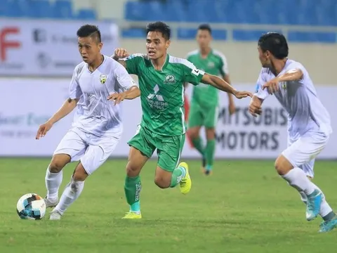 Bình Phước, An Giang thăng hoa: Sức mạnh tự thân với chiếc áo trơn màu