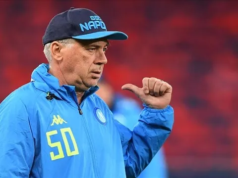 “Napoli đang cảm thấy rất thoải mái, Insigne thực sự yêu đội bóng này”