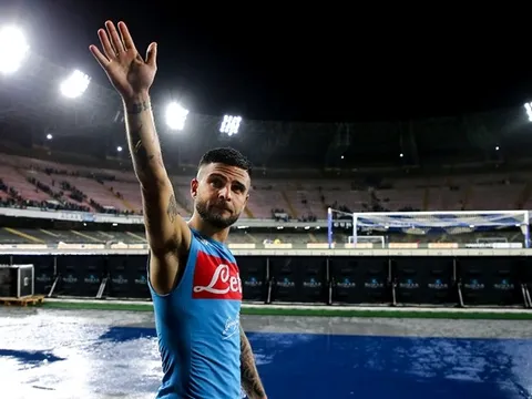 Napoli từ bỏ "Beckham 2.0", sẵn sàng mua cựu sao Barcelona