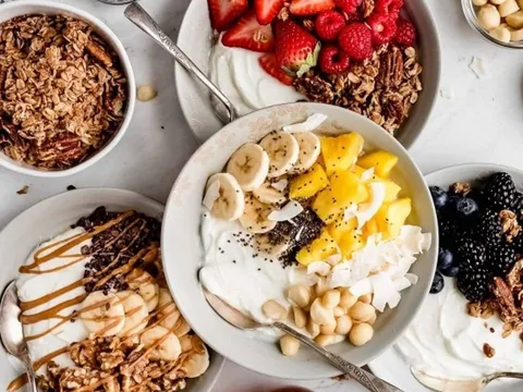 Nên ăn sữa chua lúc nào tốt nhất? Khung giờ “vàng” cho sức khỏe