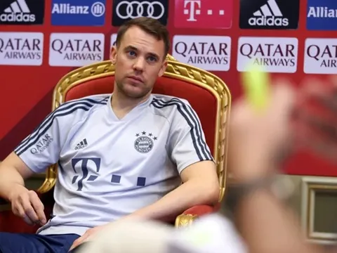 Neuer phá vỡ im lặng khi Bayern chiêu mộ "hậu duệ" của mình