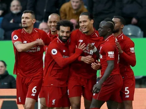 Liverpool giành 3 điểm nghẹt thở, truyền thông nói gì?