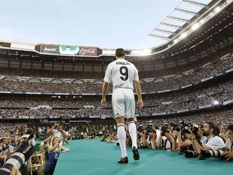 Ngày này 10 năm trước, CR7 đến Real, lịch sử Hoàng gia sang trang mới