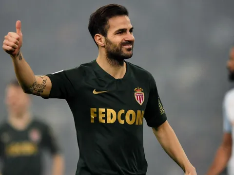 Người Arsenal sẽ phải xấu hổ khi nghe lời này của Fabregas