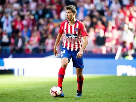 Người đại diện Rodri lên tiếng, Man City mở cửa chào đón "Busquets 2.0"