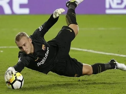 "Người thay thế" De Gea cảm giác ra sao trong ngày chia tay Barca?