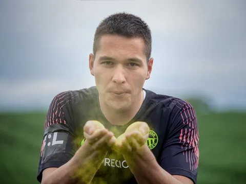 Bị hiểu lầm, Filip Nguyễn có hành động gây "sốc" cho fans Việt