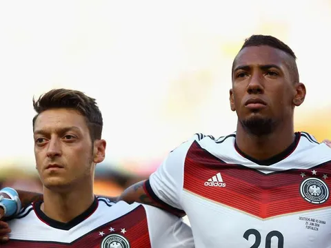 Nhạc trưởng Arsenal đồng cảm vì tình cảnh của người bạn thân