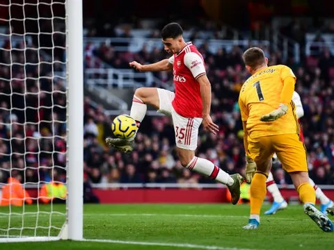 Nhận 'trái đắng' cuối trận, Arsenal đau đớn mất điểm trên sân nhà