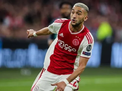 Nhịn đói cả ngày, sao Ajax vẫn đá chính và ghi bàn