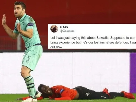 Tại sao NHM Arsenal có thể chỉ trích Sokratis vì 2 tấm thẻ vàng?