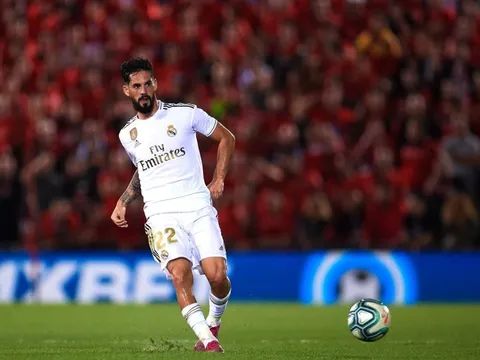 5 'nhạc trưởng' Man Utd có thể mua ngoài Maddison và Fernandes