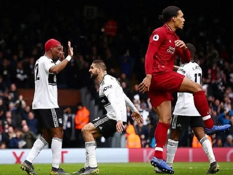 Nói được làm được, Babel biến trung vệ đắt giá nhất thế giới thành gã hề