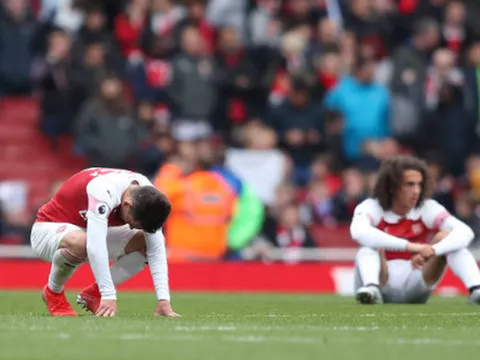 Nối gót Man United, Arsenal khiến top 4 gần như ngã ngũ