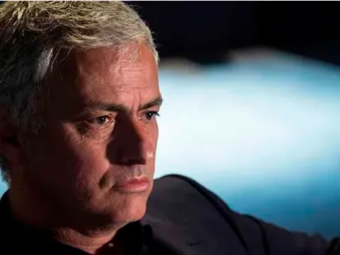 NÓNG! Biến lớn xuất hiện, Mourinho sắp ra mắt CLB mới không ngờ