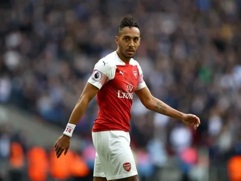NÓNG! Emery nói thẳng lí do Aubameyang phải dự bị tại Arsenal