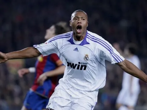 NÓNG! Huyền thoại La Liga chính thức nói lời giã từ sân cỏ