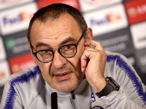 NÓNG! Maurizio Sarri giận giữ: "Tôi sẽ rời Chelsea..."