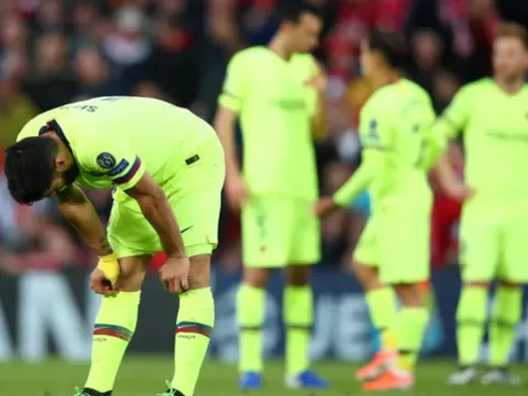 NÓNG: Thua thảm Liverpool, Barca tiếp tục nhận tổn thất nặng nề