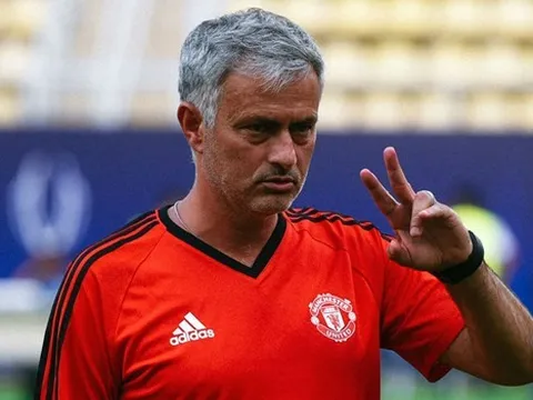Mourinho: "Tôi thích tốc độ của cậu ấy"