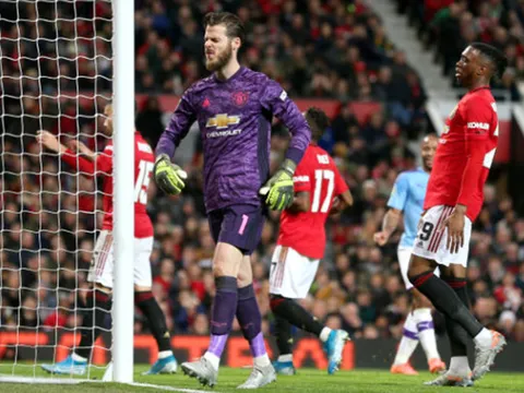 Hàng thủ thảm họa, Man United thua tan nát trước Man City