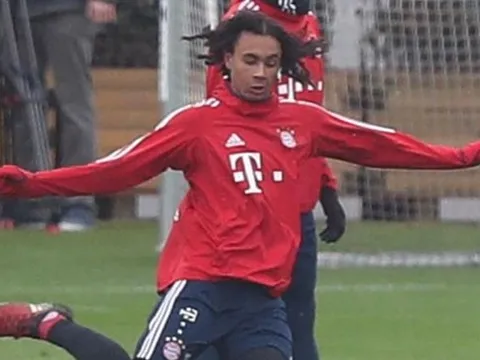 Ơn giời! Truyền nhân của "vua Kung Fu" đây rồi