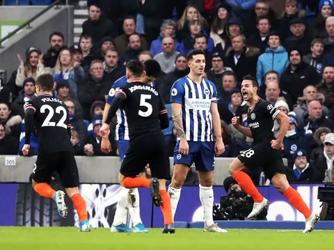 'Ông ta sẽ nổi điên với hàng phòng ngự của mình'