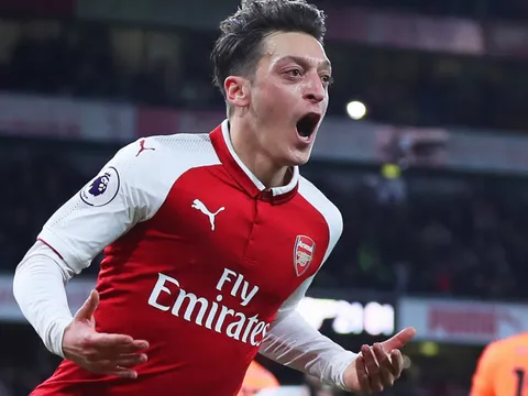 Chỉ 25 triệu Euro thôi, "đối tác ăn ý của Ozil" sẽ giúp Arsenal bay cao