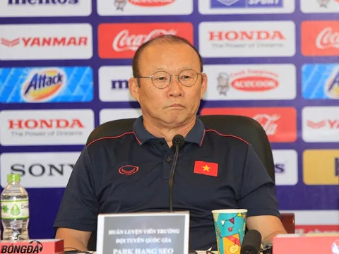 HLV Park Hang-seo thừa nhận sai sót khi nhận lời tham sự King's Cup