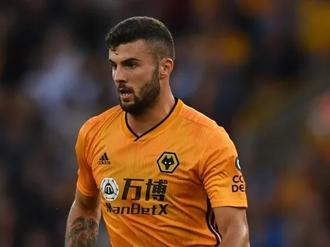 Không dự trận gặp M.U, sao Ngoại hạng Anh đã ở rất gần Serie A