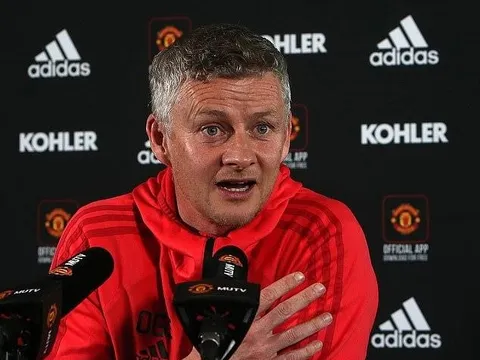 'MU lẽ ra không nên sớm ký hợp đồng chính thức với Solskjaer'