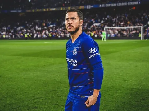 Phải chăng PFA đã quá 'bất công' với Hazard và ưu ái Mane?