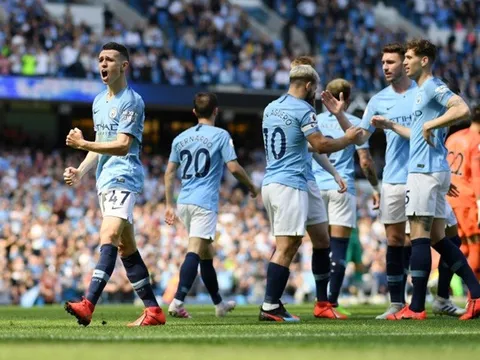 Phil Foden, đã đến lúc sắm vai 'đấng cứu thế' của Man City!