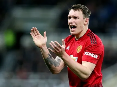 Fan Quỷ đỏ mỉa mai: "Tôi có thể xem cậu ấy thi đấu cả ngày"