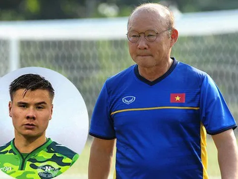 Tiền đạo Việt kiều Alexander Đặng thể hiện ra sao trong ngày HLV Park Hang-seo "xem giò"?