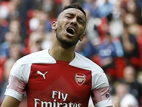 Rõ lý do Aubameyang phải ngồi dự bị trận Arsenal - Newcastle