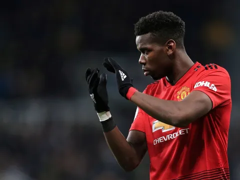 Vì Pogba, Solskjaer và Ed Woodward bất đồng quan điểm