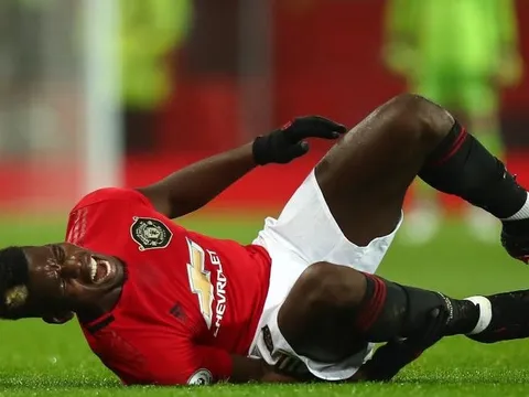 Evra: "1 sự xúc phạm. Đến lúc để cậu ấy ra đi"