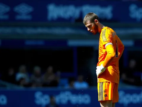 Quá bất ngờ! PSG chơi chiêu 'độc', Man Utd khó lòng giữ De Gea