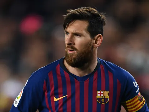 Quá chán nản với Suarez, Barca tìm đối tác mới cho Messi