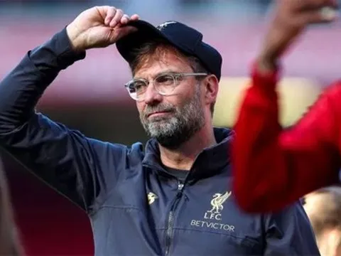 "Quan chức Liverpool quan tâm cậu ấy và đã nói chuyện với chúng tôi"