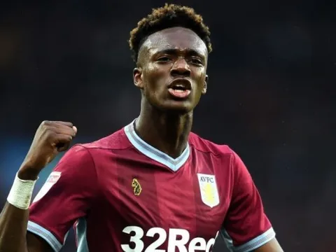 Quyết định ở lại của sao trẻ Chelsea đúng đắn như thế nào