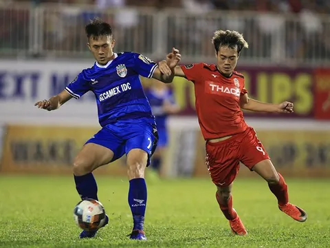 3 trận đấu muộn vòng 10 V-League: Văn Toàn nổ súng, Bùi Tiến Dũng ra mắt Hà Nội