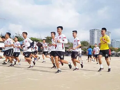 CLB Long An rèn quân xa nhà, sẵn sàng cho Hạng Nhất 2019