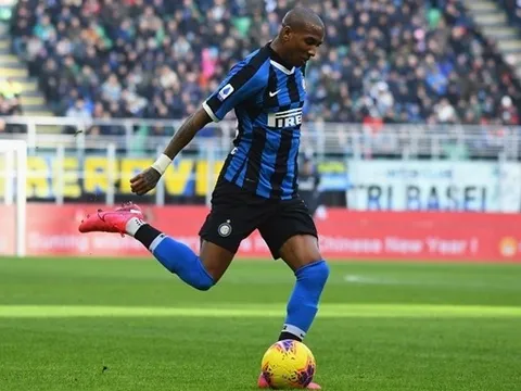 Ra mắt Inter Milan, Ashley Young được truyền thông Italia đưa lên mây