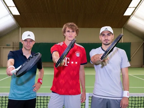 Rảnh rỗi, cựu vua phá lưới World Cup "chuyển nghề" sang chơi tennis